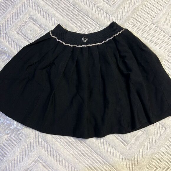 MAJE - PLEATED KNIT SHORT SKIRT - Picture 5 of 14